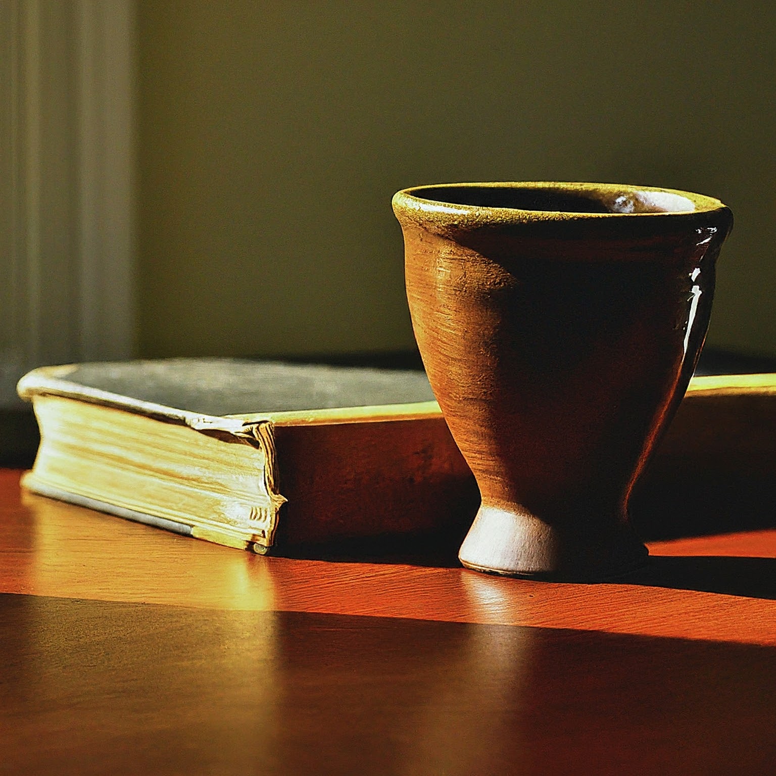 Kava Books and Literature: Must-Read Titles for Kava Enthusiasts